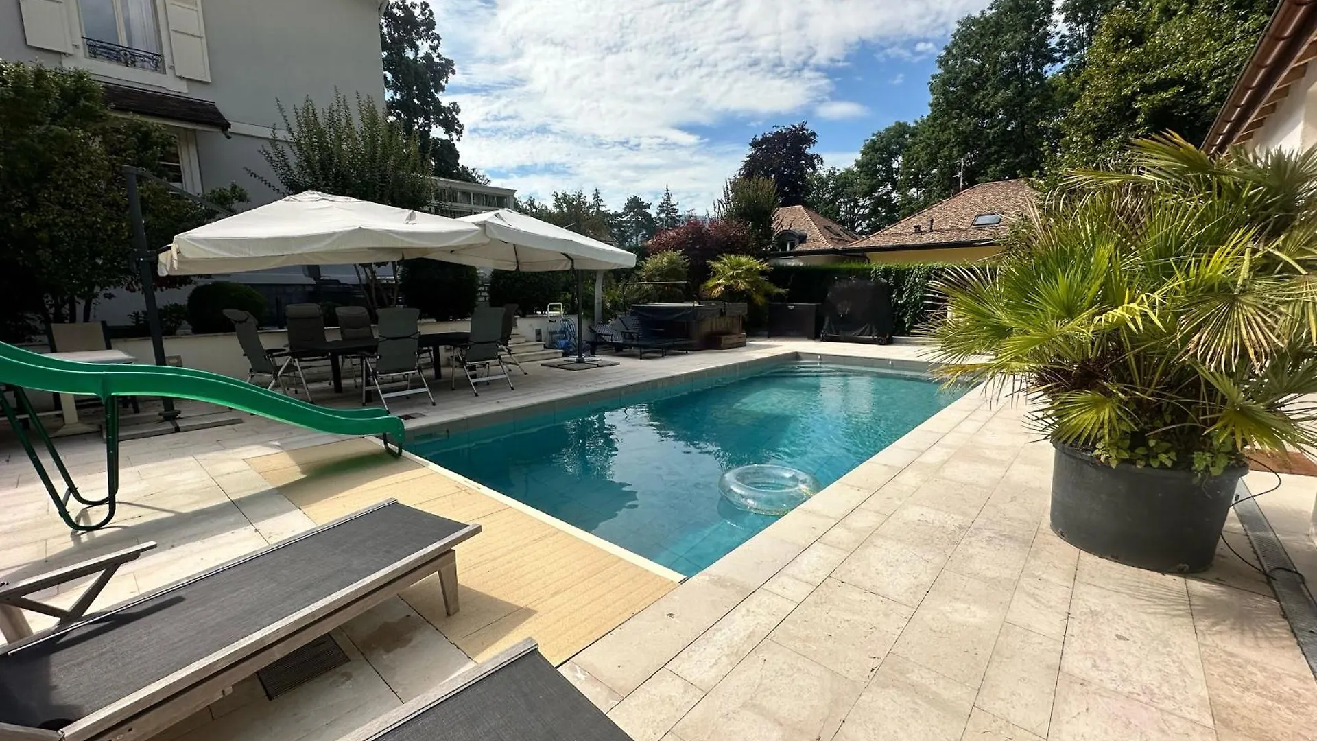 Apartment Residence Montblanc Duplex Avec Jacuzzi Geneva